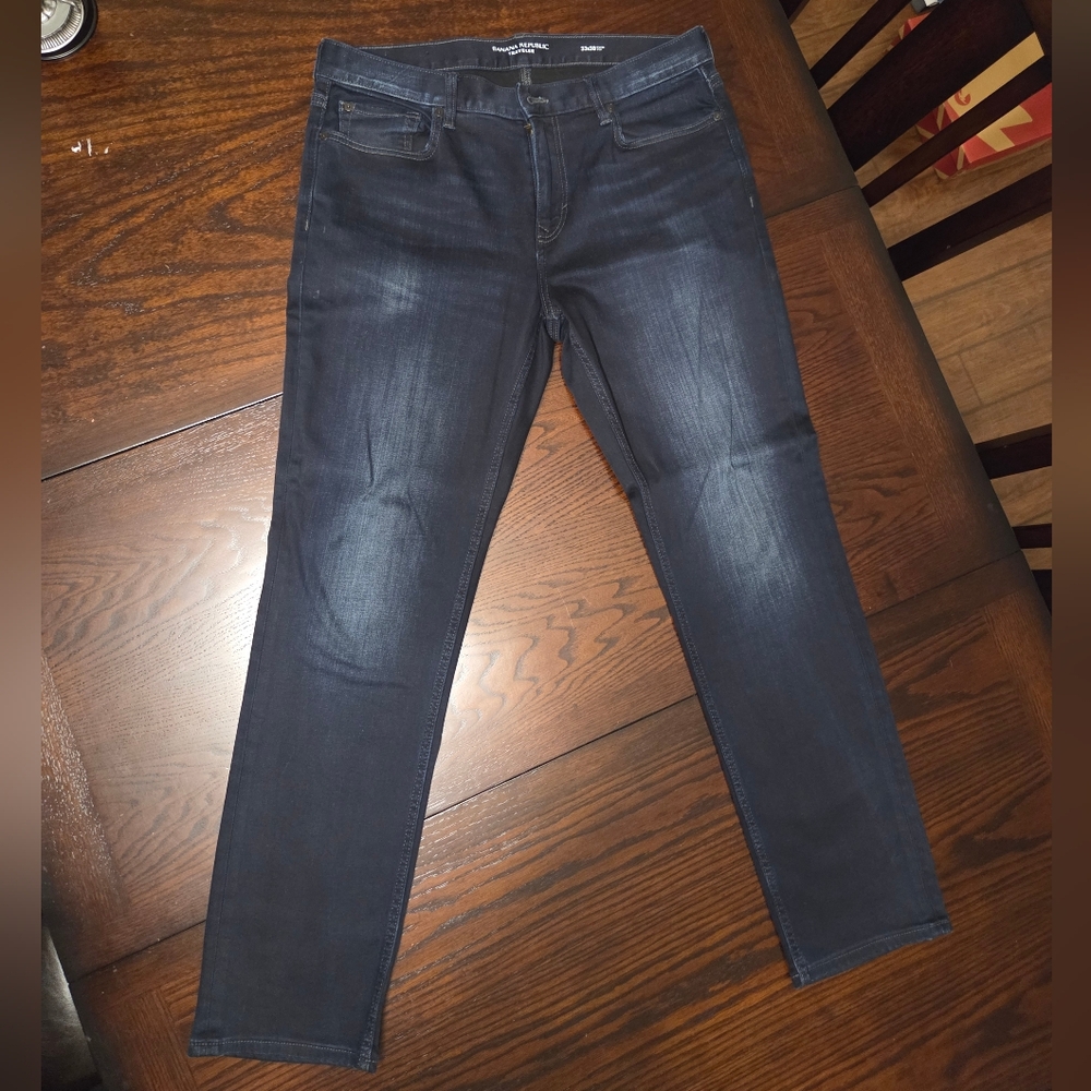 Banana Republic Men's Deep Indigo Straight Traveler Jeans - 33 X 30